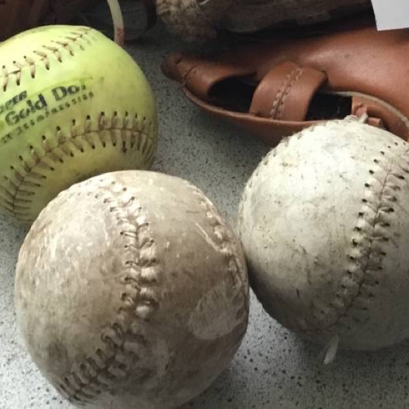 Baseball gloves and balls - Picture 4 of 4